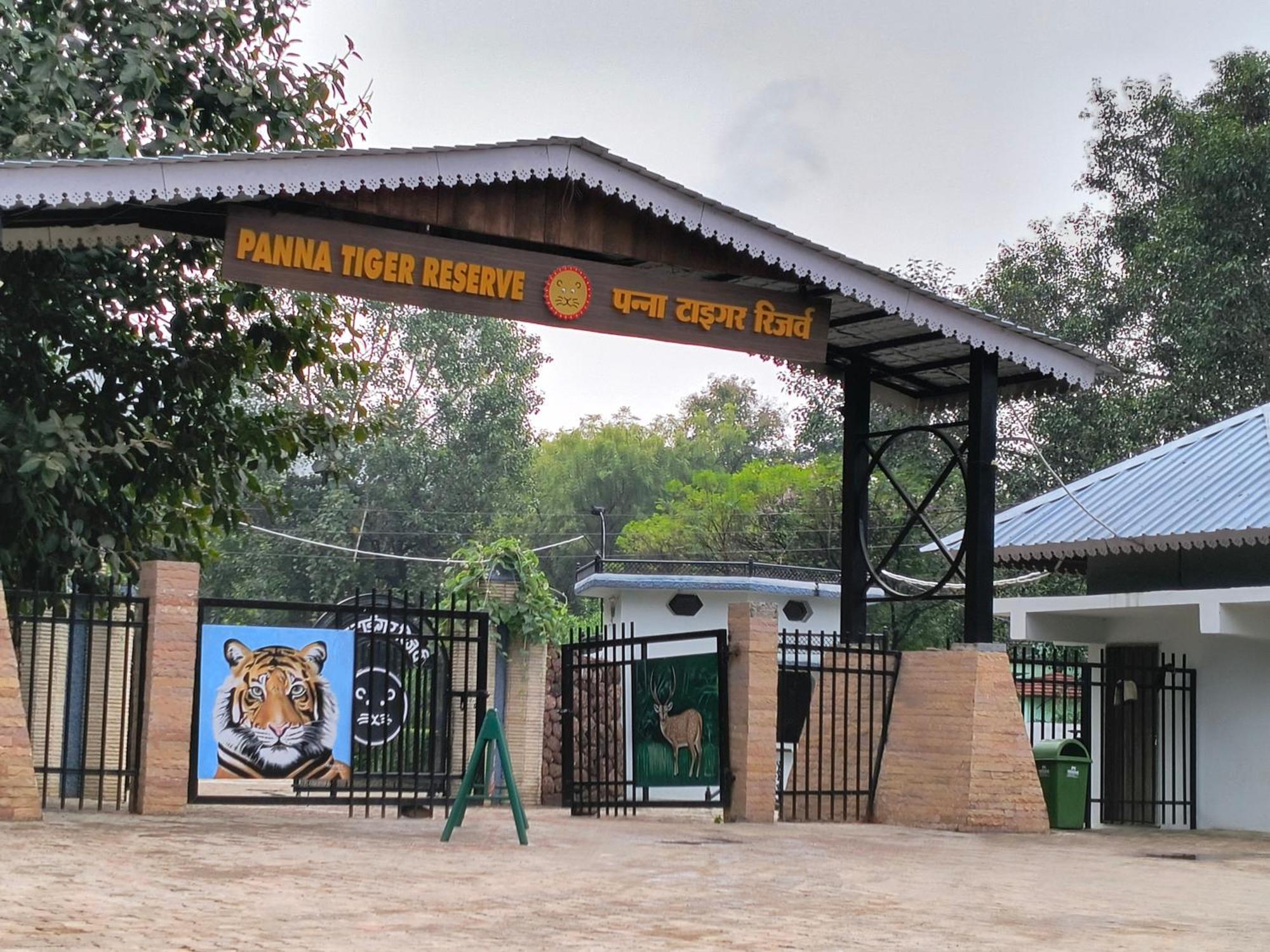 Khajuraho Dreams Homestay Exterior photo