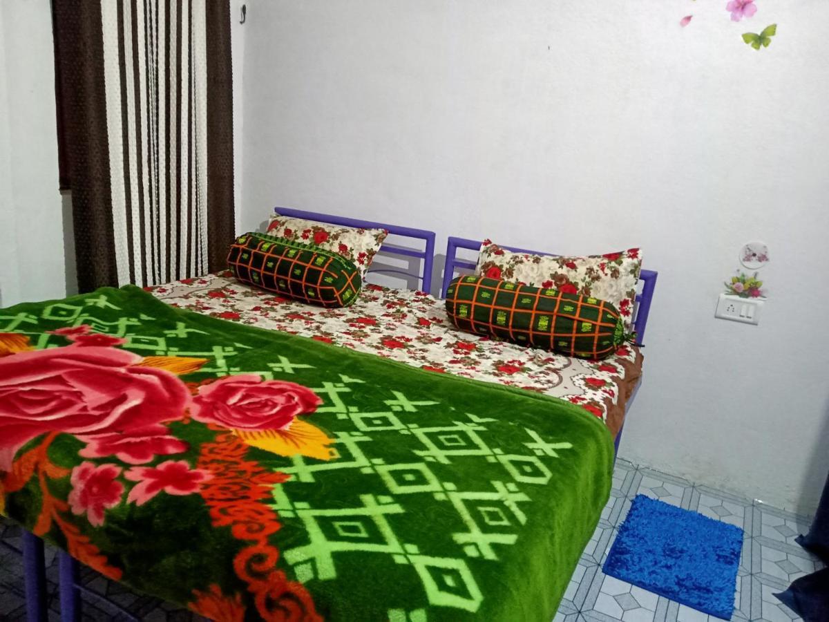 Khajuraho Dreams Homestay Exterior photo