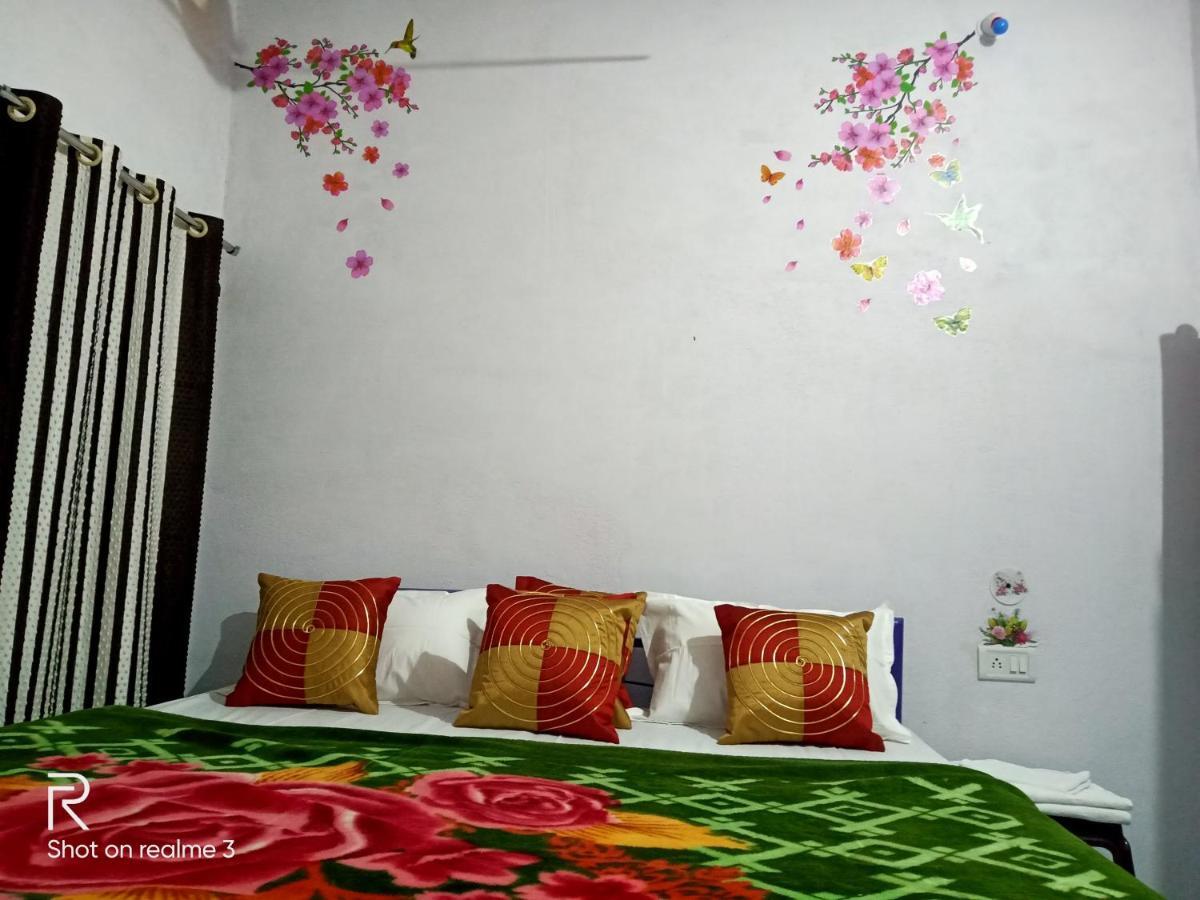 Khajuraho Dreams Homestay Exterior photo